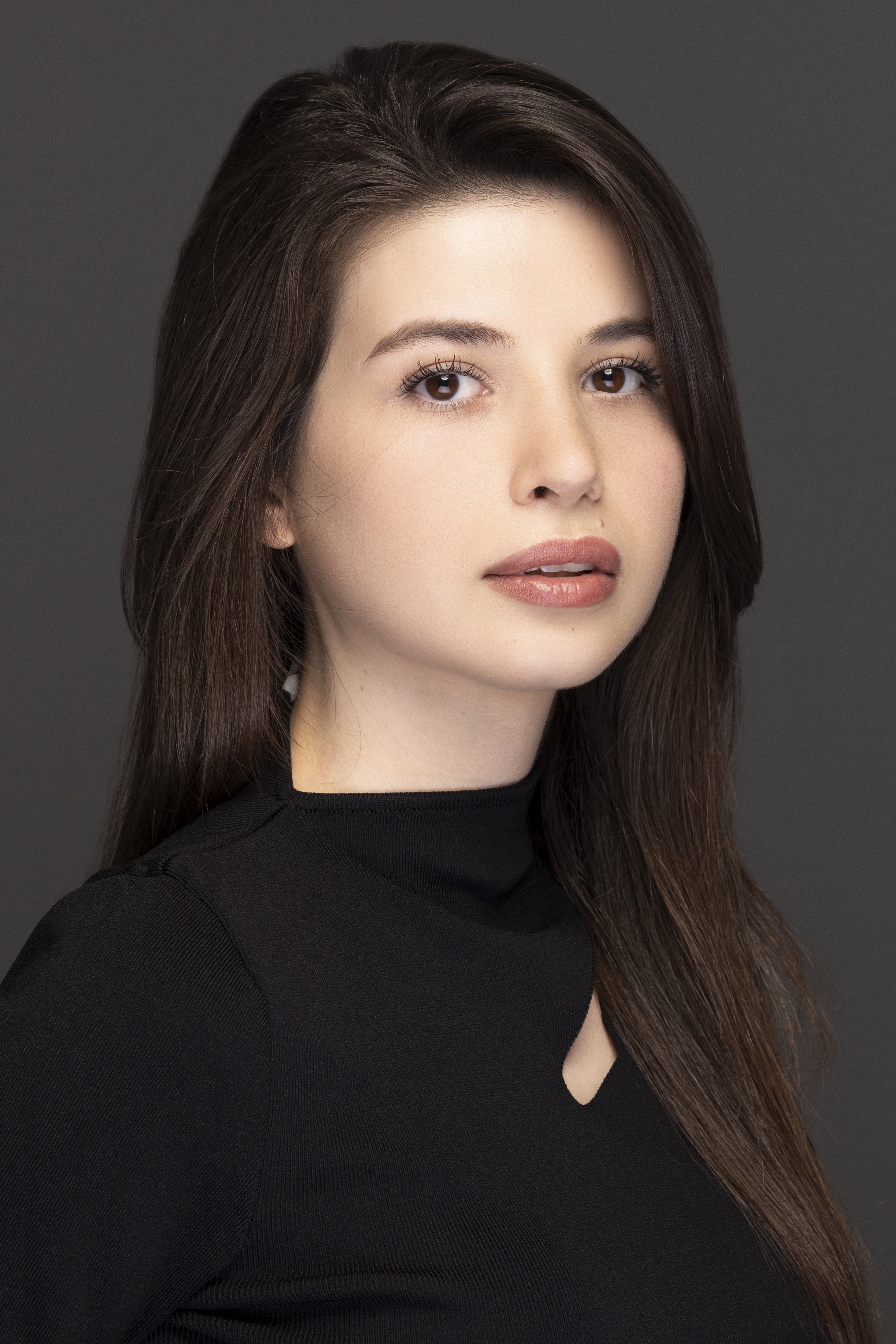 Betül Karakaş 3
