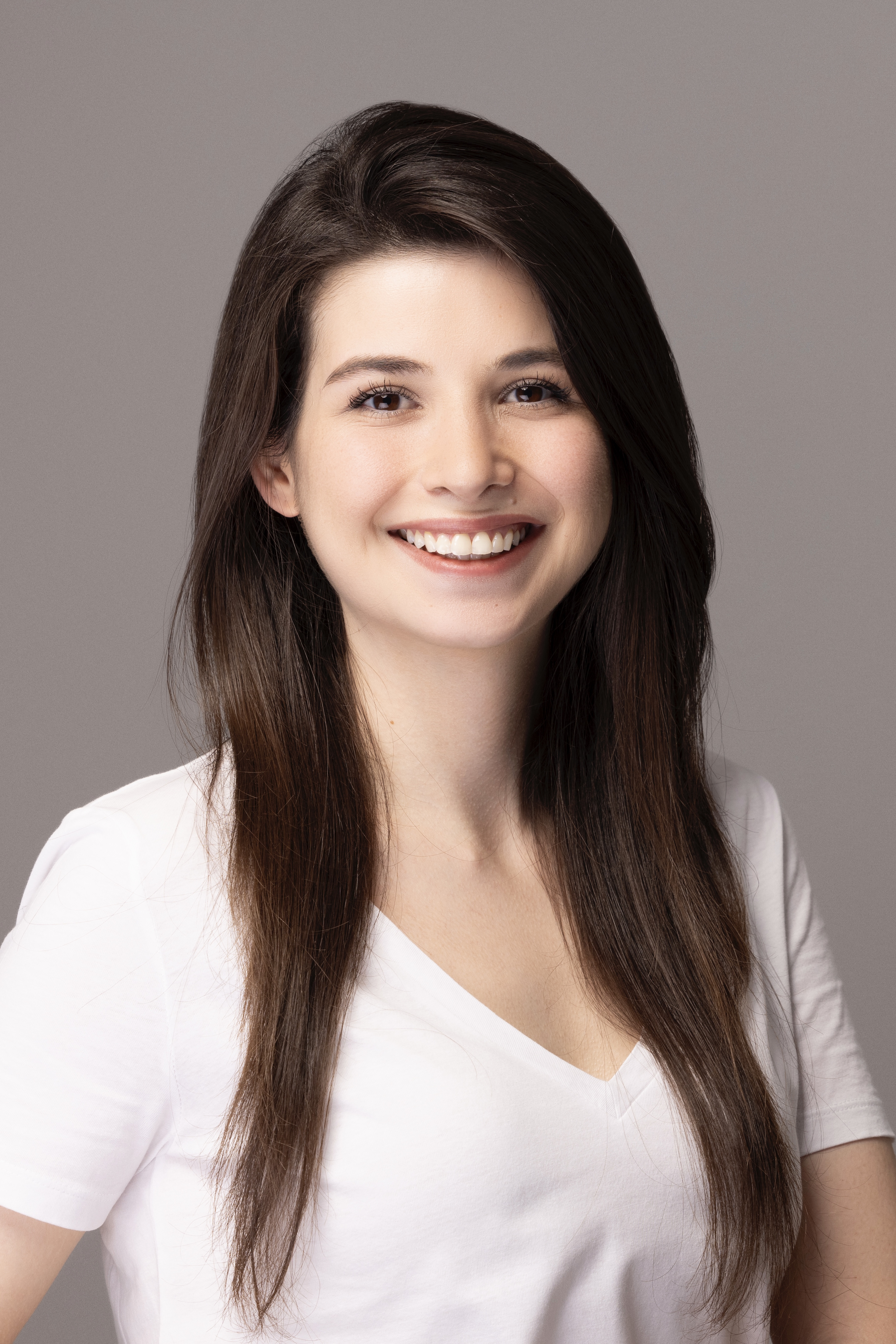 Betül Karakaş 4